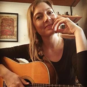 Meet your Posher, Amelia